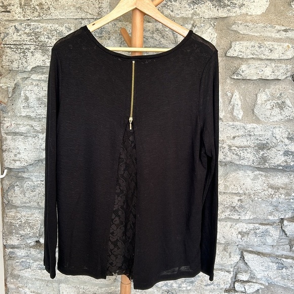 Knit Top with lace insert - Picture 3 of 8